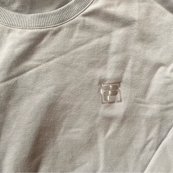 Fila athleisure set, size medium - Picture 8 of 9